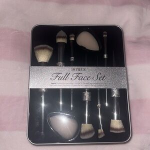 NWT Glitz & Glam Silver Bling 10 Piece Full Face‎ Makeup Brush Set